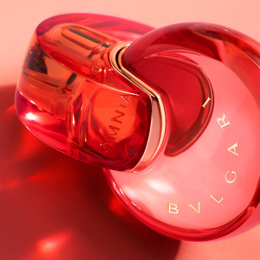 ✨ Bvlgari Omnia Coral EDT 5ML Miniature A vibrant luxury mini perfume with fruity-floral freshness, elegant coral-inspired packaging and travel-friendly collectible design 💖